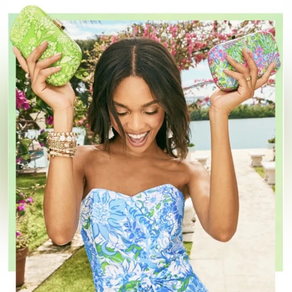 Lilly Pulitzer GWP Hard Clutch With Strap NWT Limeade It’s A Spring Thing